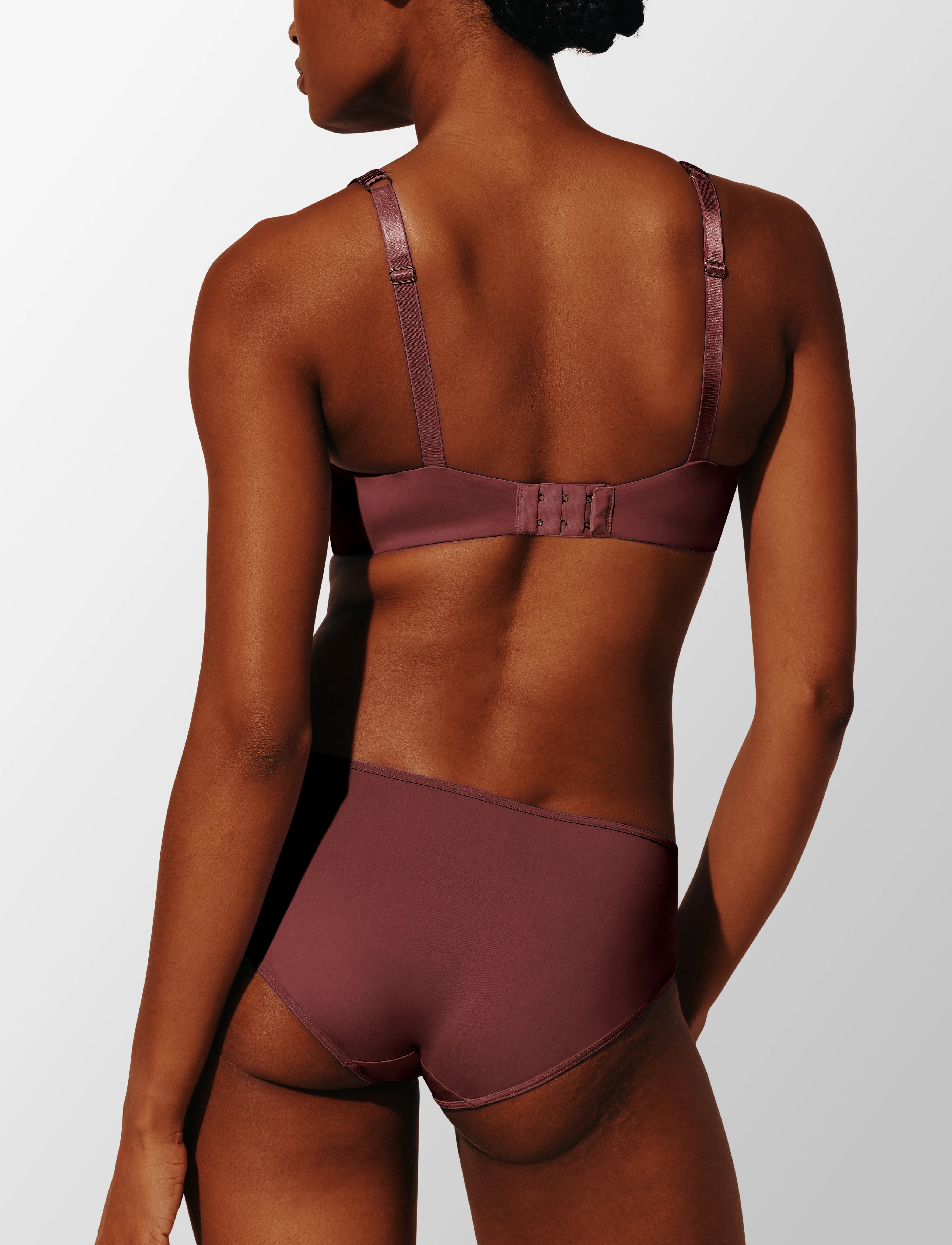24/7® Classic T-Shirt Bra - Image 3