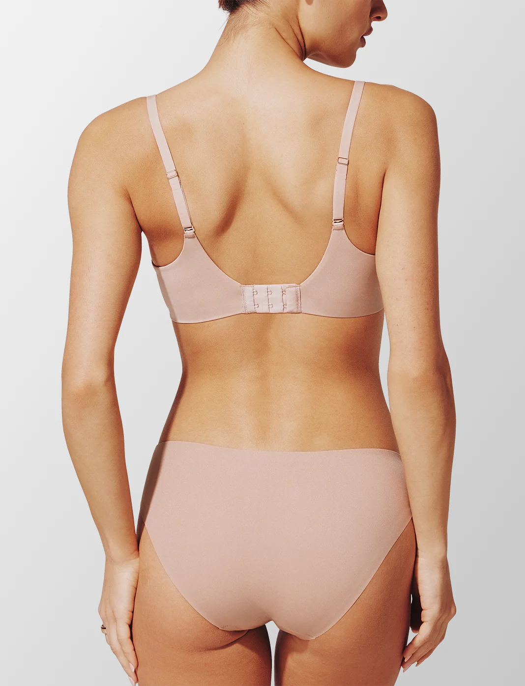 ComfortStretch Back Smoothing T-Shirt Bra - Image 3