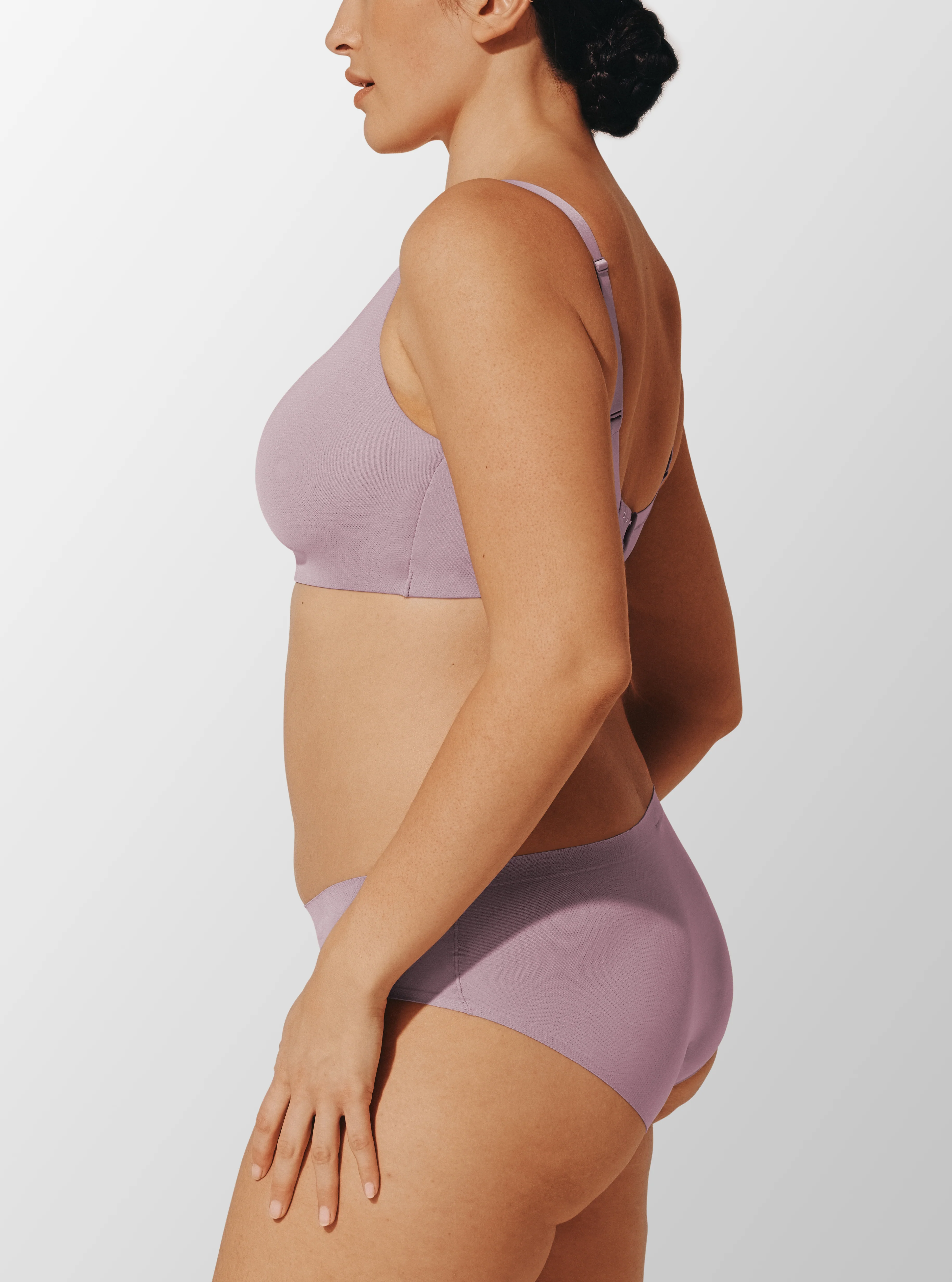 Thermoregulating TempSync™ Wireless Bra - Image 2