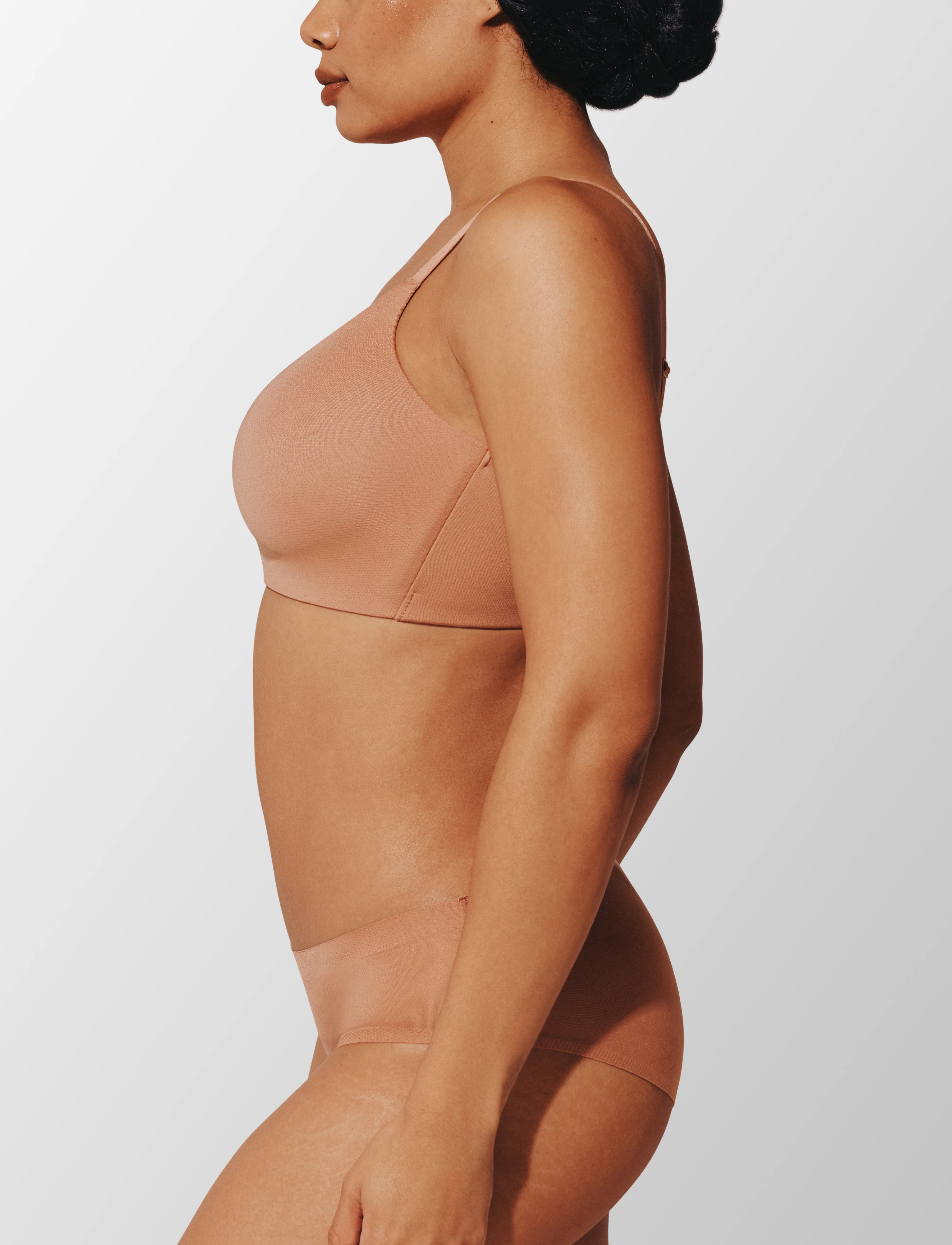 Thermoregulating TempSync™ Wireless Bra - Image 2