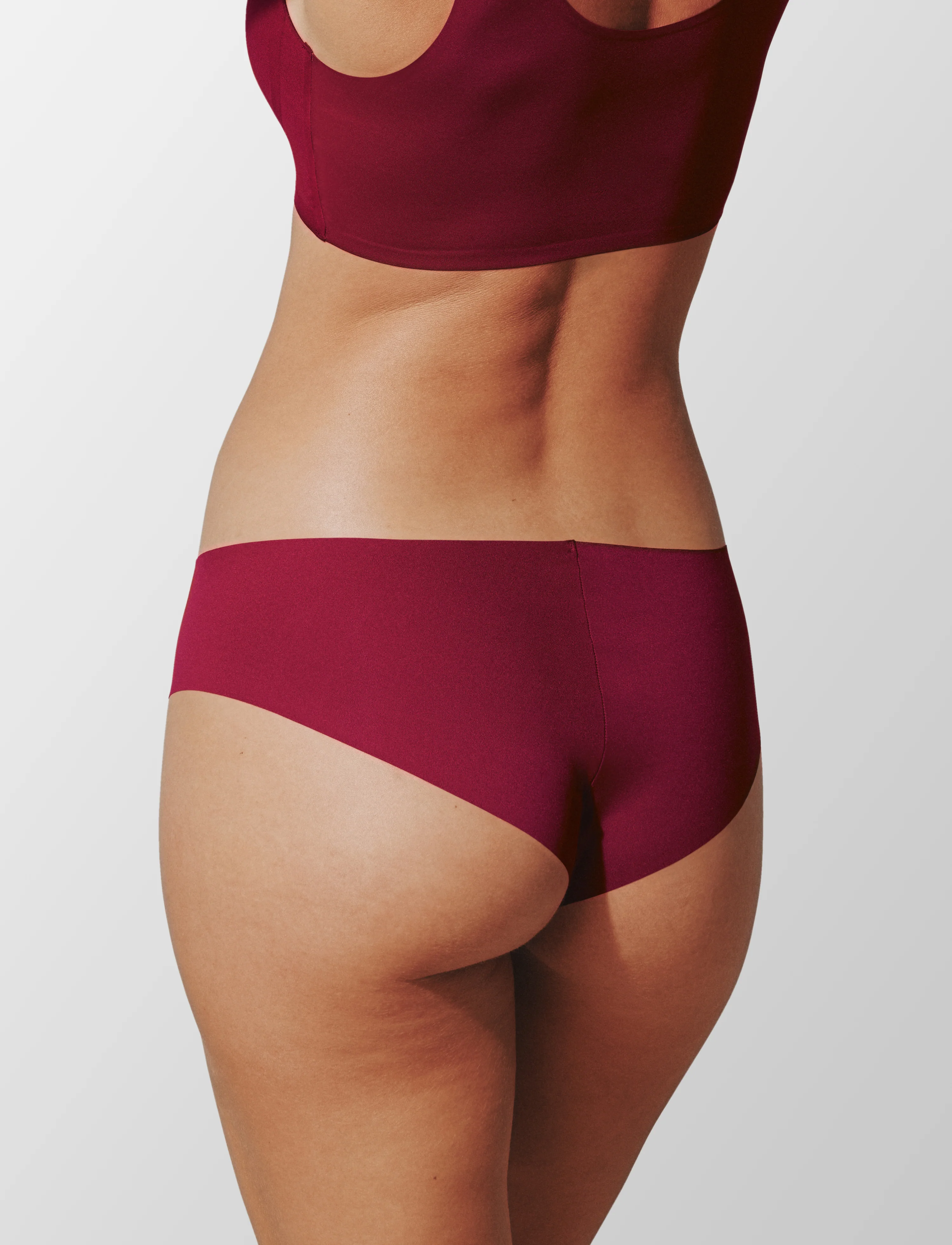 Zero Edge™ No-Show Cheeky - 3 Pack Box - Image 3