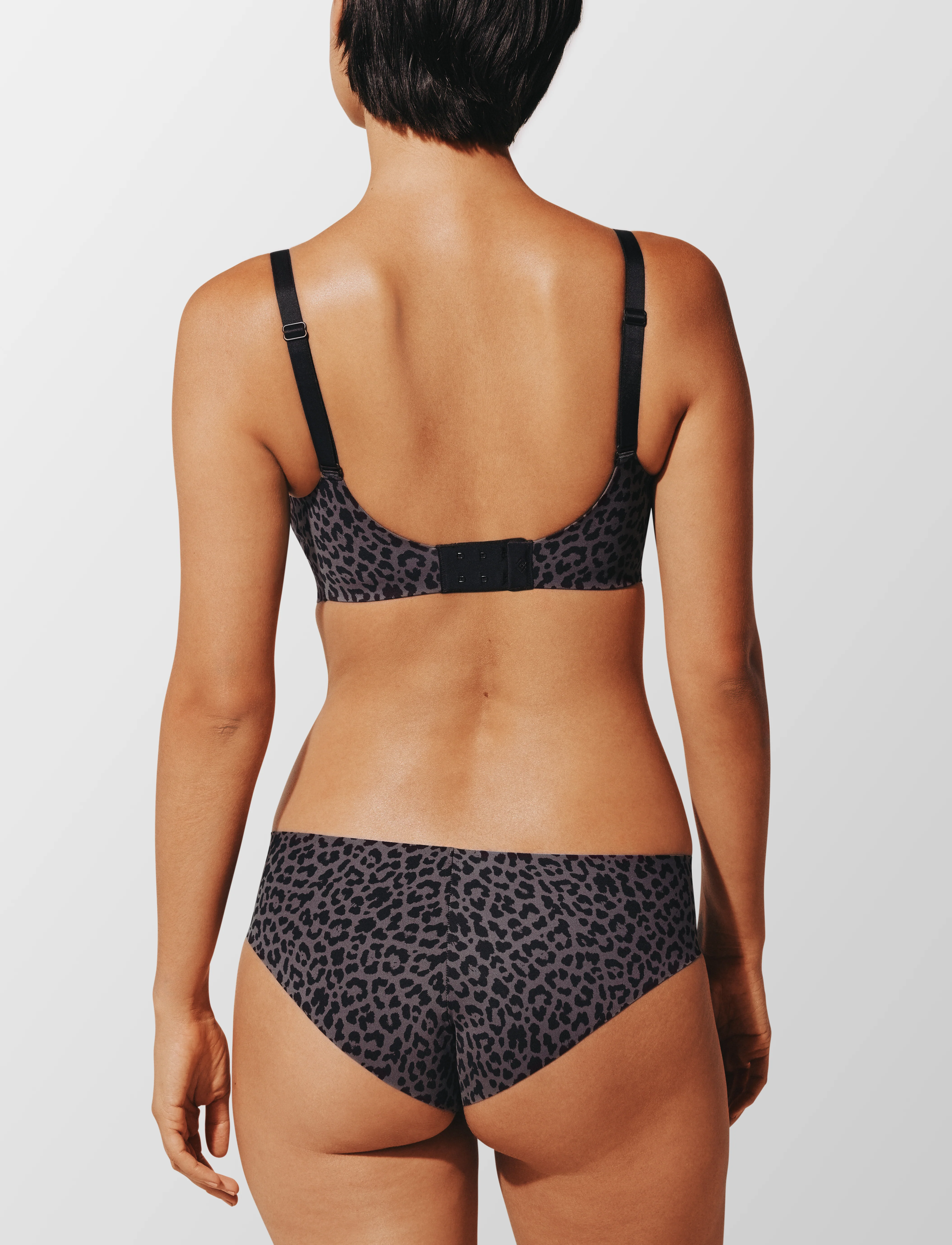 Zero Edge™ Wireless Push-Up Bra - Image 4